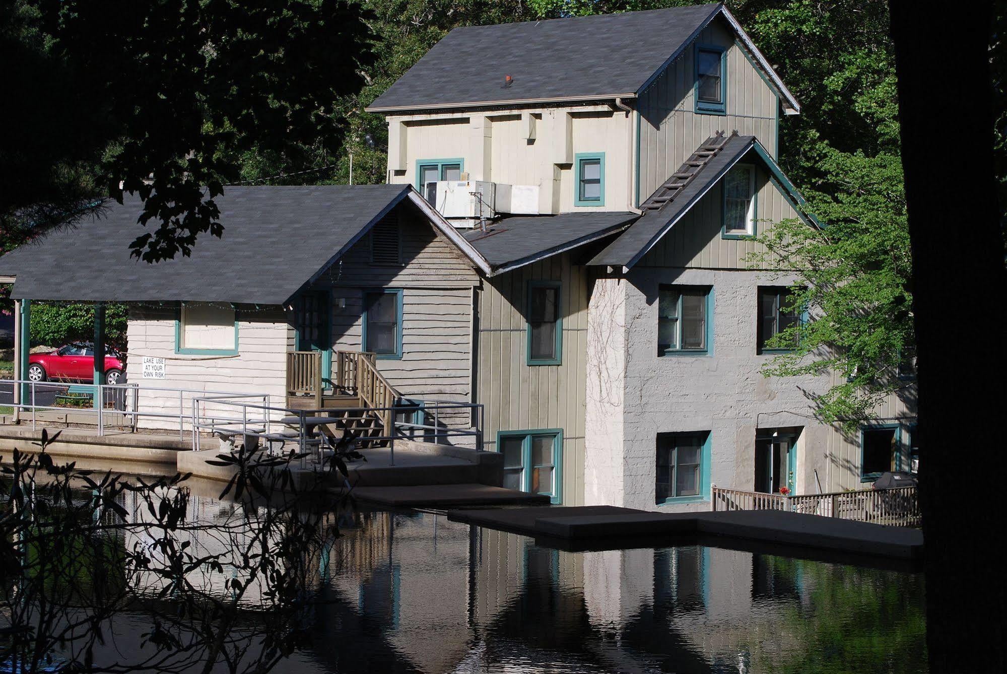 Mill House Lodge Flat Rock Luaran gambar